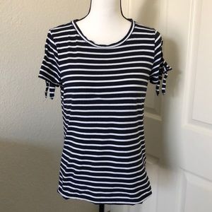 Nautica stripped tshirt size small